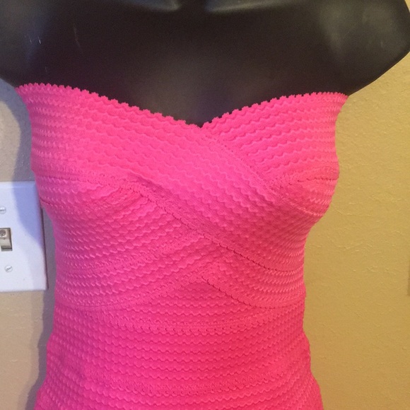 Neon Pink Mini - Picture 4 of 4